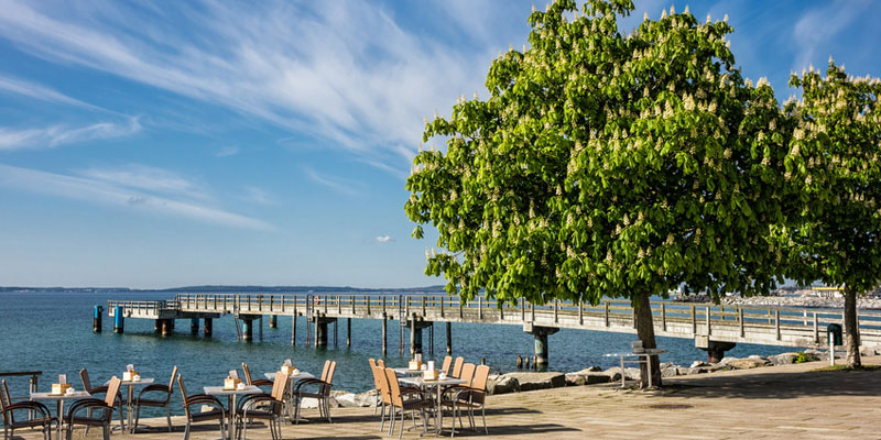 Urlaub auf Rügen im Frühling - Strandpromenade